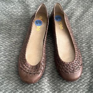 Me too mocha brown small wedge flats with braid detail